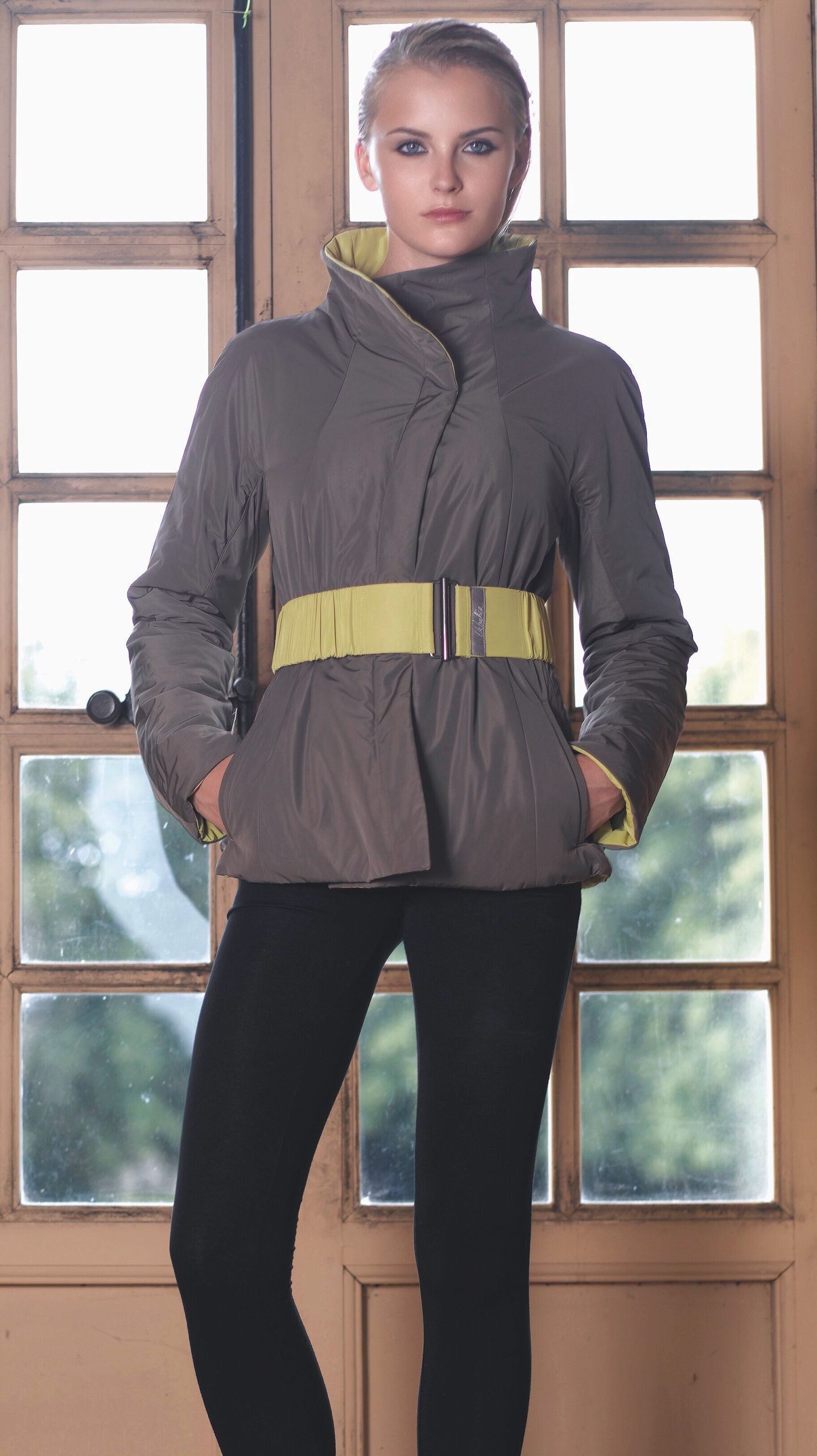 La giacca reversibile invernale bronzo / verde chiaro Scala