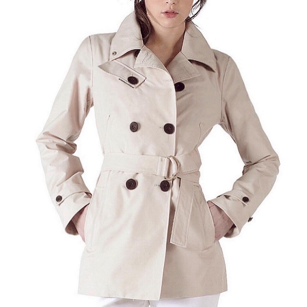 Il trench coat impermeabile beige chiaro Adrienne