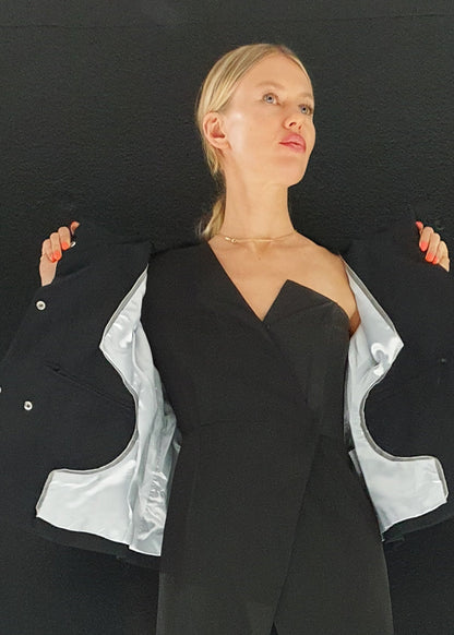 La giacca chic impermeabile nera Audrey
