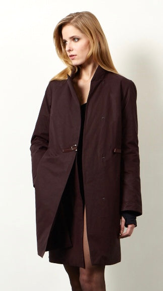 Il cappotto elegante invernale impermeabile bordeaux Proud