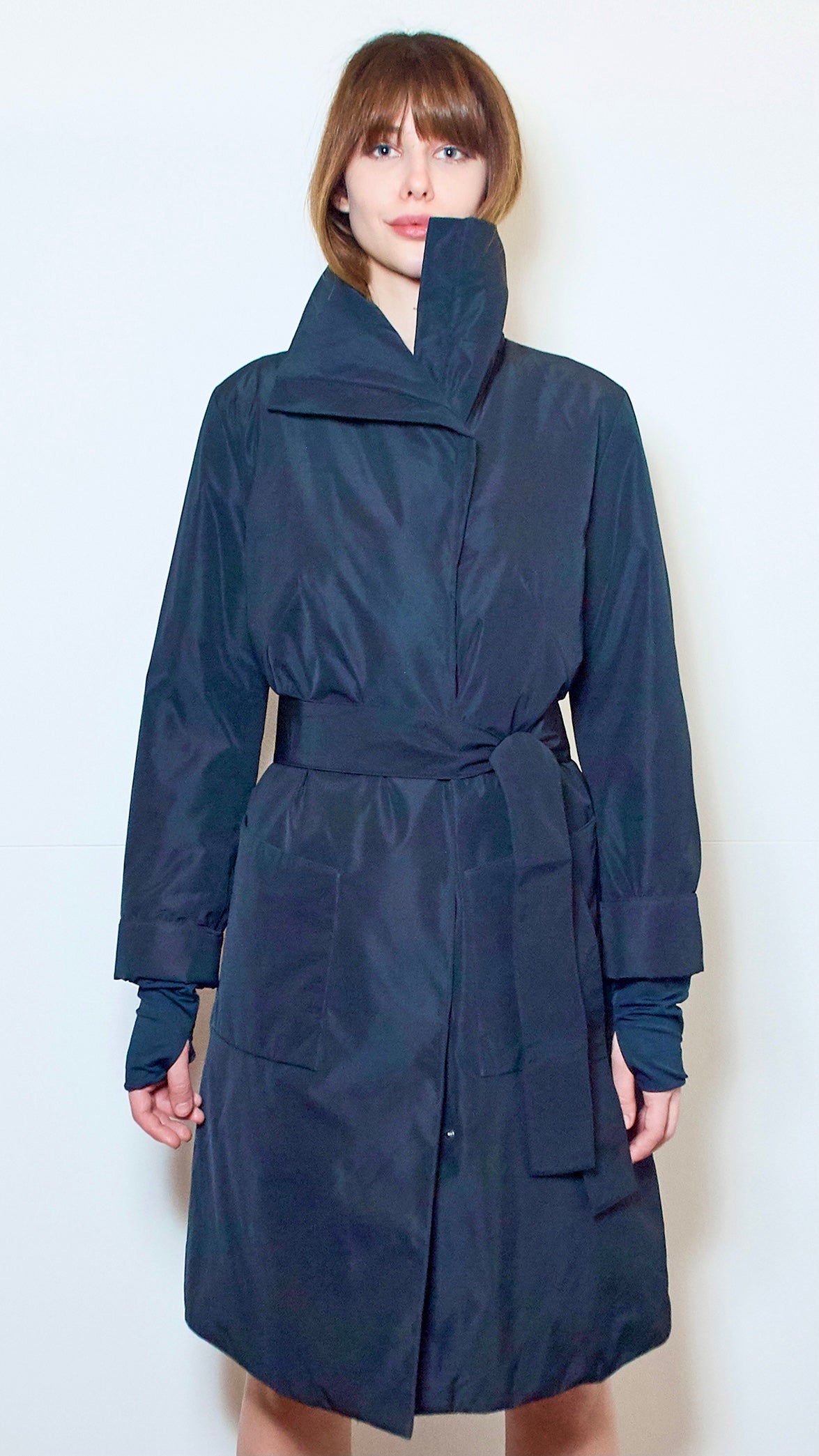 Il cappotto trench imbottito impermeabile blu scuro Trip